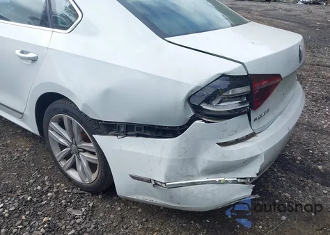 2017 Volkswagen Passat 1.8T Se from USA, damaged, VIN 1VWGT7A30HC071438